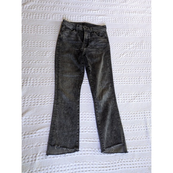 MOTHER Denim - Mother The Insider Crop Step Fray Train Stops Size 25 Black Raw Hem‎